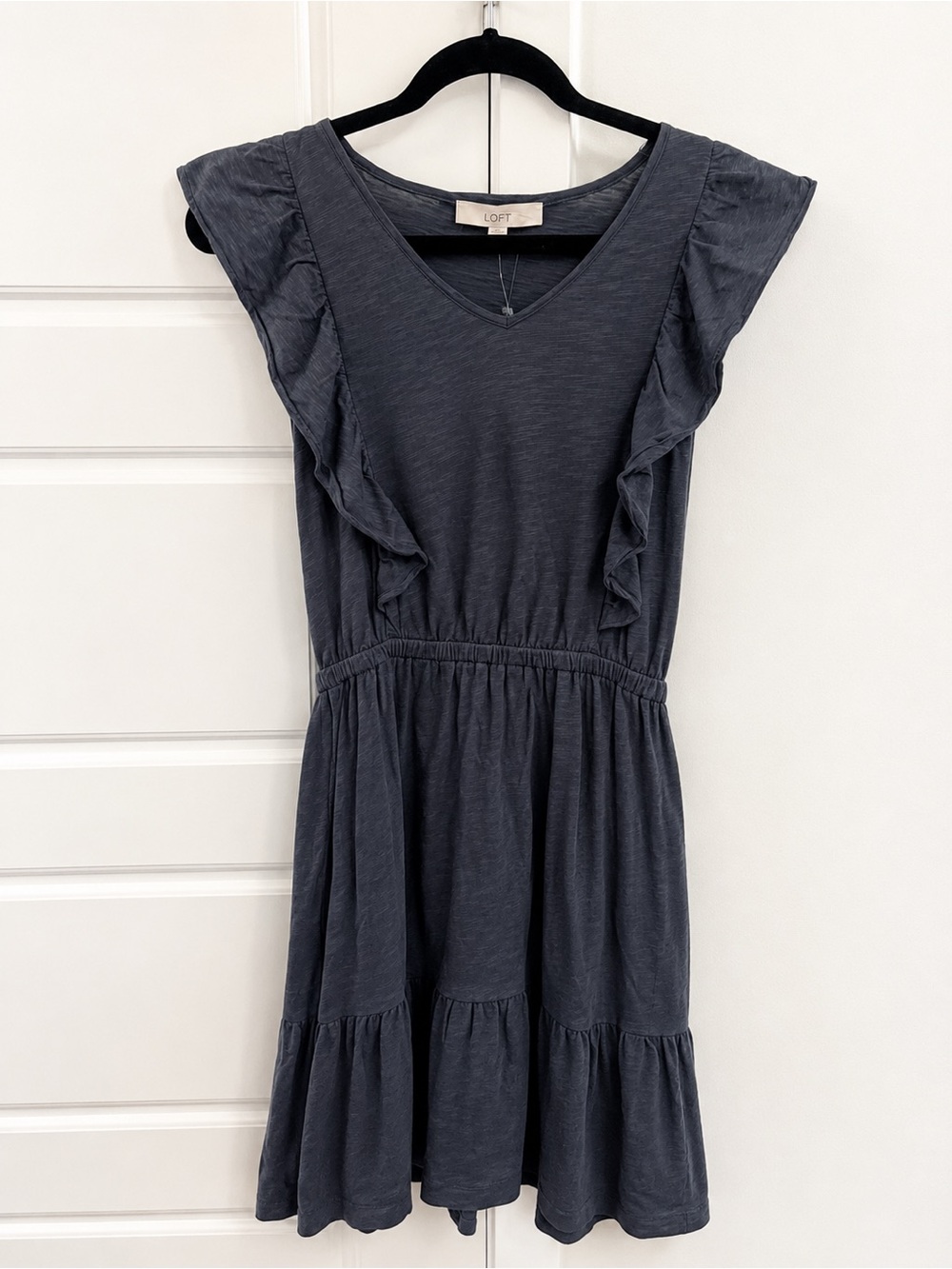 LOFT NWT Slate Gray Ruffle Sleeve Tiered Dress XS